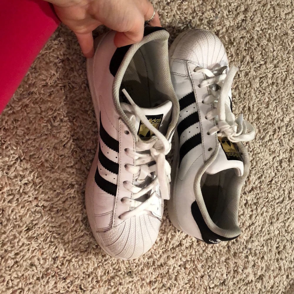 Adidas superstars 🤩
